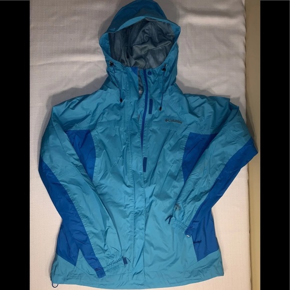 Columbia Jackets & Blazers - Columbia Women’s rain jacket large